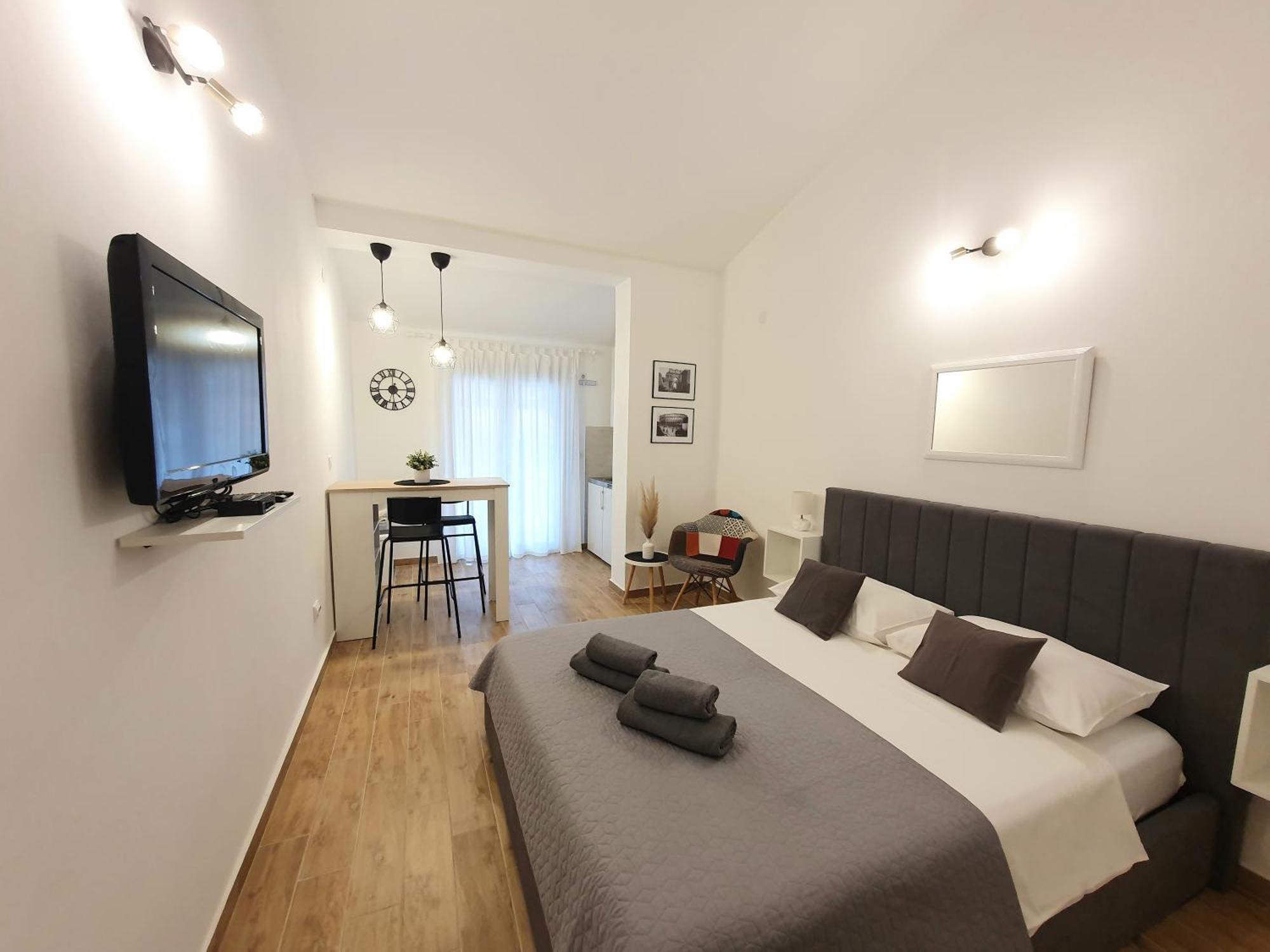 Apartments Dejana スティンヤン エクステリア 写真